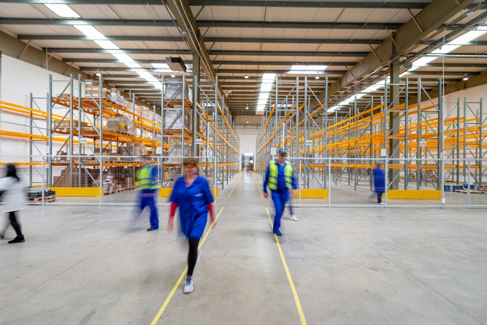 Entrepôt logistique